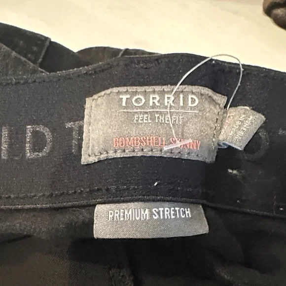 Torrid Black Skinny Jeans for Women - Picture 3 of 6